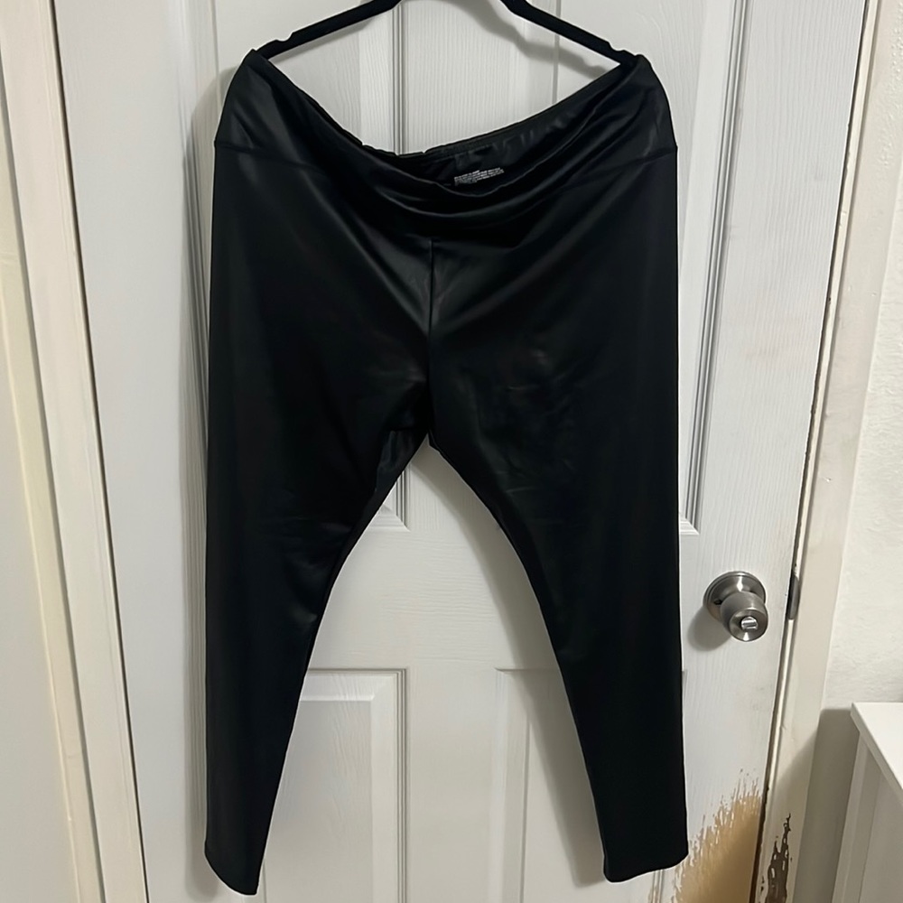 Wild fable  faux leather shiny leggings
